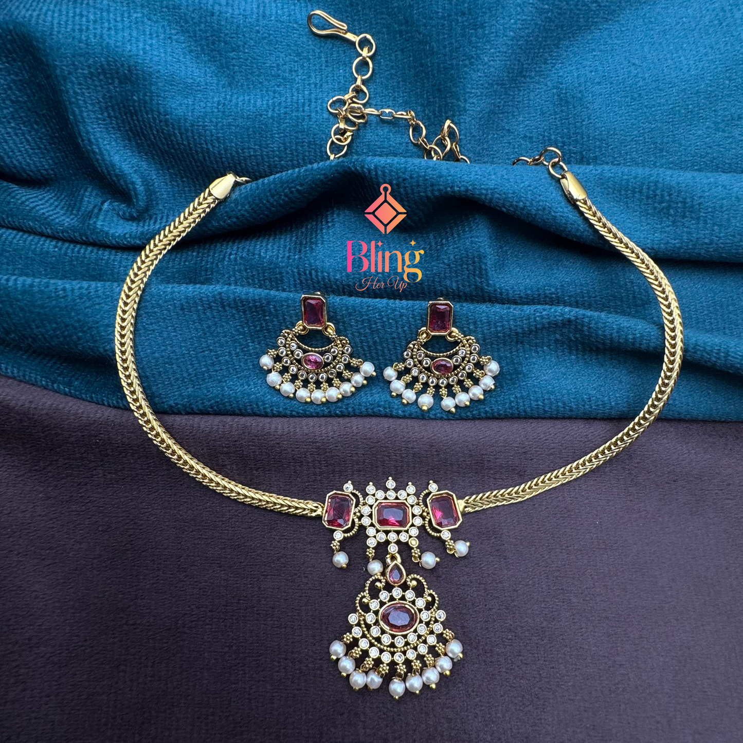Royal Polki Pendant Set with Pearl Detailing