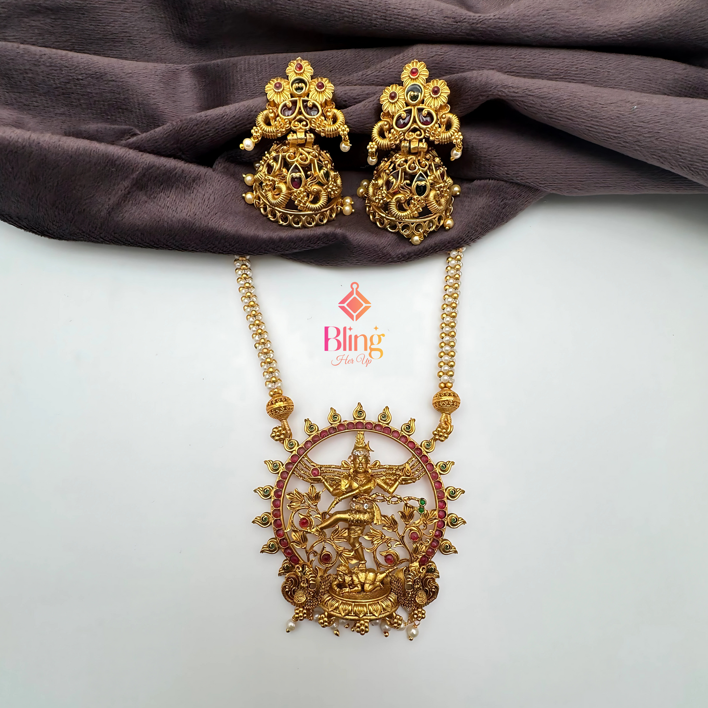 Divine Nataraja Temple Necklace Set – Antique Gold Finish with Pearl Chain & Jhumkas