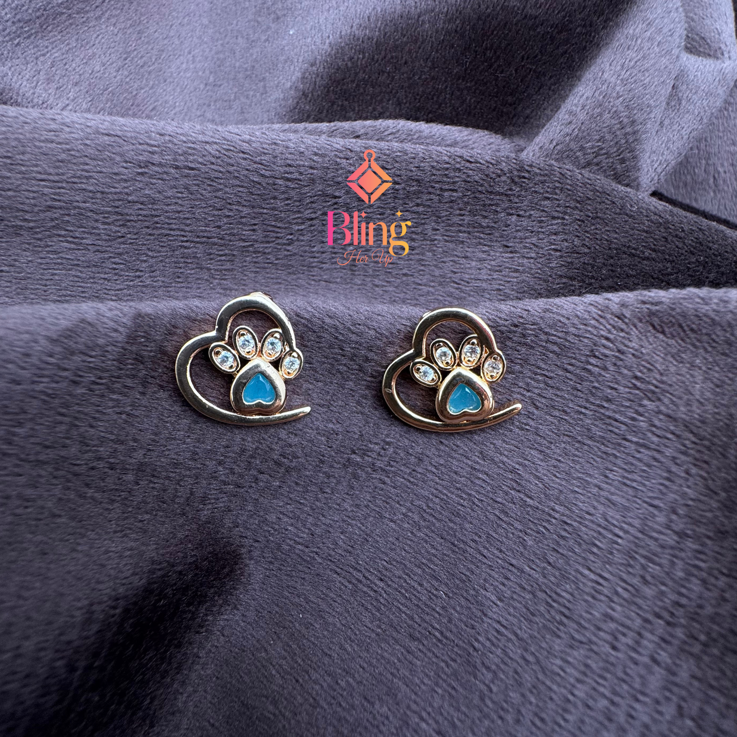 Paw Love Heart Studs in Anti-Tarnish Earrings