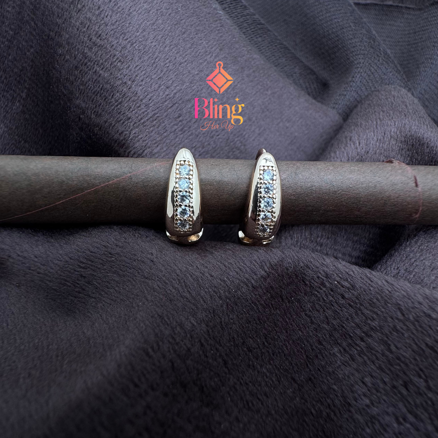 Soft Sculpt Sparkle Earrings