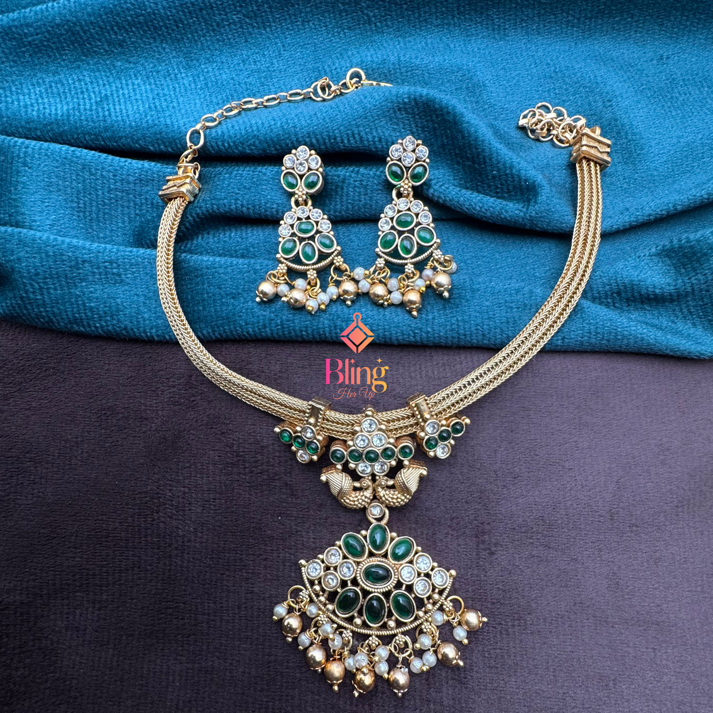 Temple Heritage Green Stone Necklace with Twin Peacock Motif